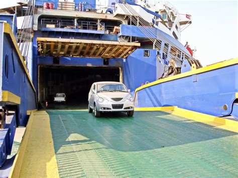 overseas car shipping companies cost.